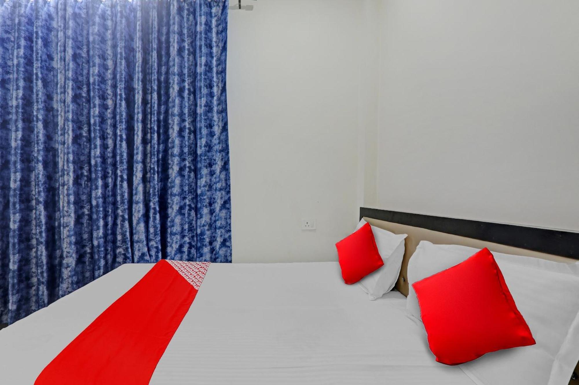Hotel O R K Hotels Lucknow Exterior photo