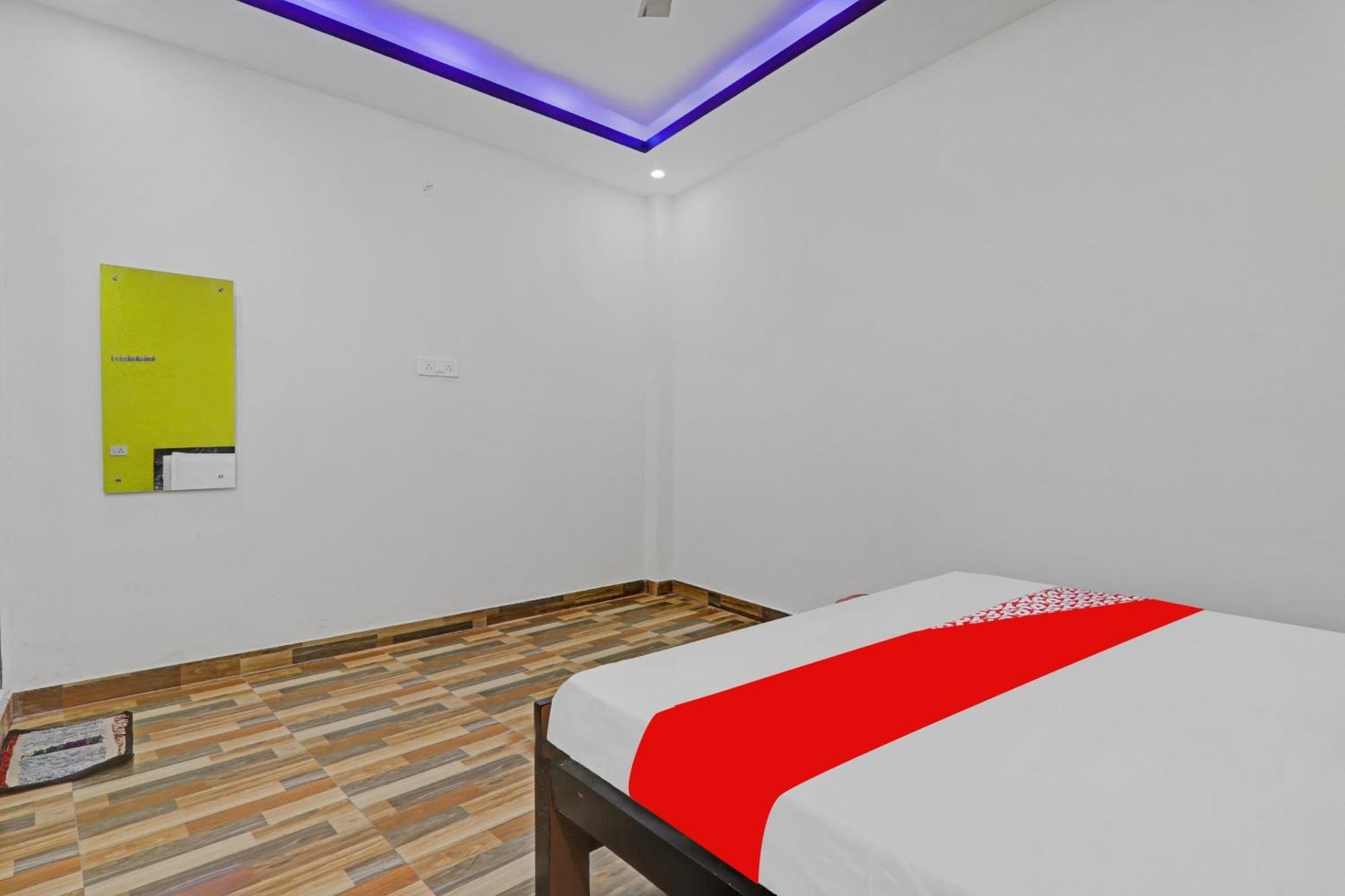 Hotel O R K Hotels Lucknow Exterior photo